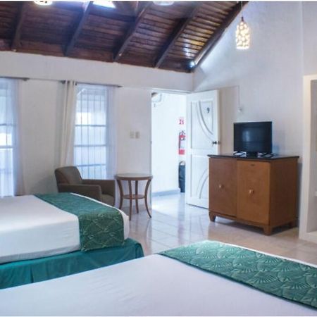 Hotel Central Station تولوم المظهر الخارجي الصورة